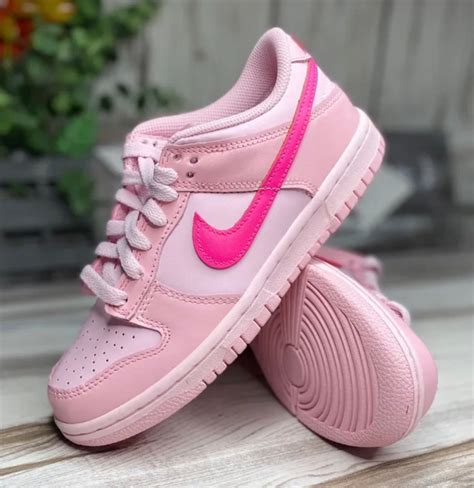 pink Nike dunks for boys